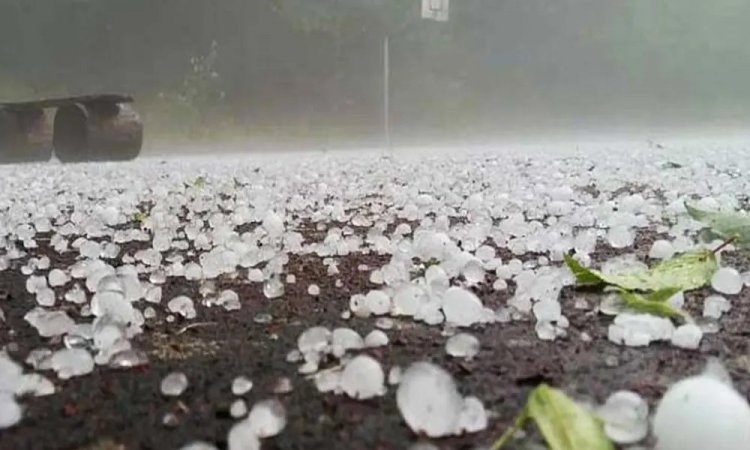 শিলা ও বজ্রবৃষ্টি হতে পারে যেসব এলাকায়