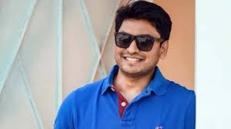 নিজ বাড়িতে গুলিবিদ্ধ অভিনেতা আজাদ