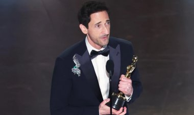 ২২ বছর পর ফের অস্কারে সেরা অভিনেতা হলেন ব্রডি