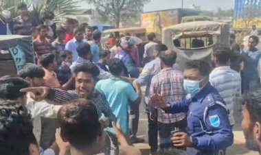 এসআই ও কনস্টেবলকে সিএনজি চালকদের মারধর