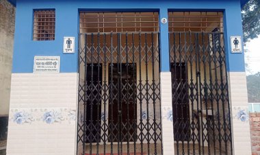  গরিবের শৌচাগার বানানোর পরামর্শক ফি ২৫ কোটি টাকা!