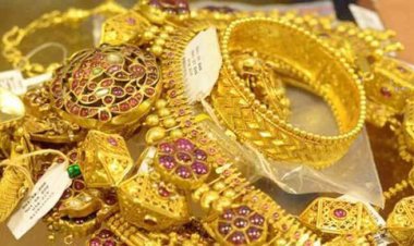  প্রতি সপ্তাহে বাড়ে সোনার দাম, ঈদেও গহনা বিক্রিতে ভাটা