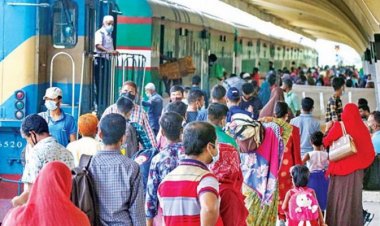 ঈদযাত্রার তৃতীয় দিনে ঢাকা ছেড়ে যাবে ৬৯টি ট্রেন