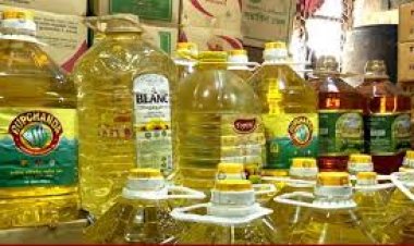 সয়াবিন তেল- লিটারে ১৮ টাকা দাম বাড়াতে চান আমদানিকারকরা