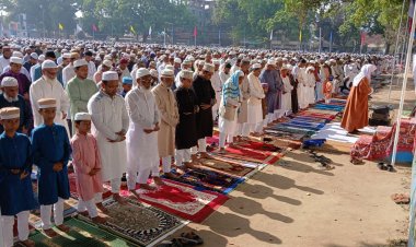 ঠাকুরগাঁওয়ে উৎসবমুখর পরিবেশে ঈদের প্রধান জামায়াত অনুষ্ঠিত