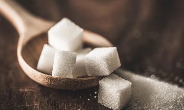 লিভারের ক্ষতি করে যেসব খাবার