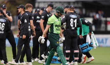 চরম ব্যাটিং ব্যর্থতায় ওয়ানডে সিরিজও হারল পাকিস্তান