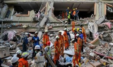 ইসরাইলের বিমান হামলায় কেঁপে উঠল দামেস্ক ও হামা