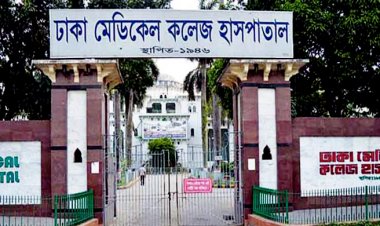  রাজধানীতে অটোরিকশার ধাক্কায় নারীর মৃত্যু