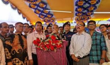 বাংলাদেশের মতো সাম্প্রদায়িক সম্প্রীতি আর কোথাও নেই: স্বরাষ্ট্র উপদেষ্টা