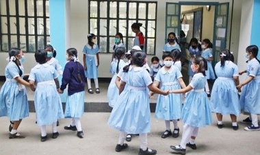 দীর্ঘ ছুটি শেষে প্রাথমিকে ক্লাস শুরু, মাধ্যমিক খুলছে কাল