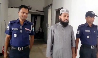  খালেদা জিয়াকে নিয়ে ফেসবুকে কুরুচিপূর্ণ মন্তব্য, ইমাম গ্রেফতার