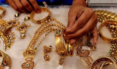 বাণিজ্যযুদ্ধের প্রভাব সোনায়, দামে নতুন রেকর্ড