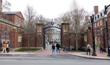 ট্রাম্প প্রশাসনের বিরুদ্ধে মামলা করল হার্ভার্ড বিশ্ববিদ্যালয়