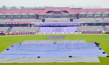  বৃষ্টির কারণে তৃতীয় দিনের খেলা শুরু হতে দেরি