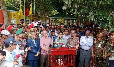 যশোরের দুঃখ ভবদহ পরিদর্শনে তিন উপদেষ্টা, খননের দায়িত্বে সেনাবাহিনী