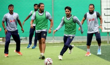 ৩ বছর পর টেস্ট দলে ফিরলেন এনামুল