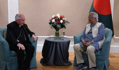  প্রধান উপদেষ্টার সঙ্গে রোমান চার্চের কার্ডিনালের সাক্ষাৎ