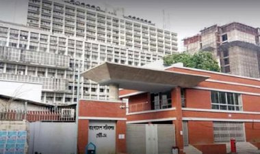  মন্ত্রণালয়গুলোতে কর্মকর্তা সংকট, কাজের ভারে ন্যুব্জ অনেকে