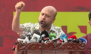 ‘আ. লীগের ব্যাপারে সিদ্ধান্ত সুশীল উপদেষ্টা, শাশুড়ি, দিল্লীর কথায় হবে না’- ব্যারিস্টার ফুয়াদ