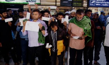 বৈধ কাগজ থাকার পরও সৌদি থেকে জোরপূর্বক দেশে পাঠানোর অভিযোগ