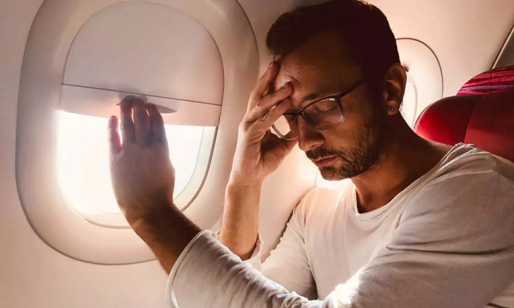 আরামদায়ক বিমান ভ্রমণের ৪ সহজ টিপস