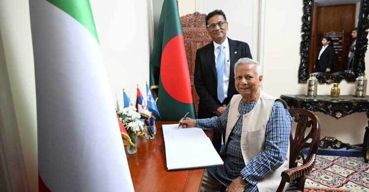 রোমে বাংলাদেশ হাউস পরিদর্শন প্রধান উপদেষ্টার