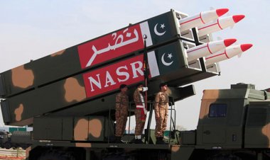 ভারতকে জবাব দিতে অনুমতি পেল পাকিস্তানের সামরিক বাহিনী