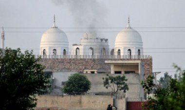 ‘মসজিদ’ নাকি ‘সন্ত্রাসী ঘাঁটি’, কোথায় হামলা করেছে ভারত?