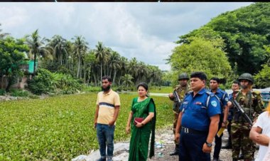 ডাকাতিয়া নদীর বাঁধ অপসারণ করল প্রশাসন