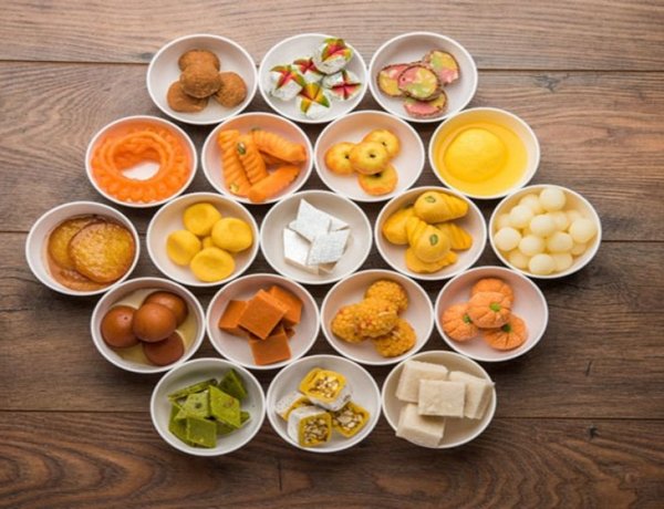 চুল বৃদ্ধির জন্য যে কয়েকটি খাবার খাদ্যতালিকায় রাখুন