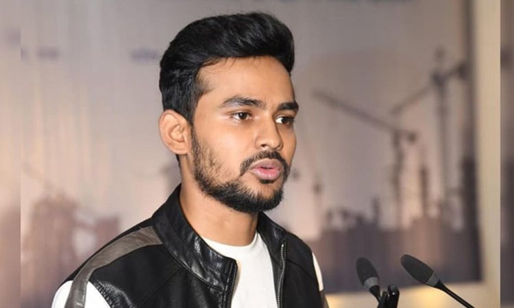 ‘জটিলতা’ কাটলে ইশরাককে শপথ পড়াতে সমস্যা নেই : উপদেষ্টা আসিফ